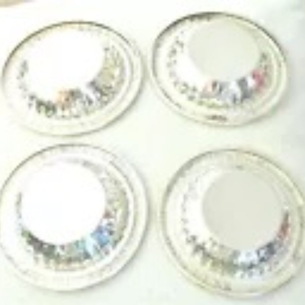 Vintage Lipman Bros Sterling set of 4 small finger/nut dishes - Picture 4 of 11